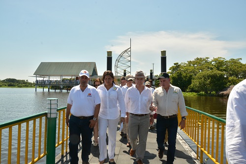COMFACESAR RECIBE OPERACIÓN DEL MUELLE FLOTANTE DE LA ZAPATOSA EN CHIMICHAGUA COMFACESAR RECIBE OPERACIÓN DEL MUELLE FLOTANTE DE LA ZAPATOSA EN CHIMICHAGUA